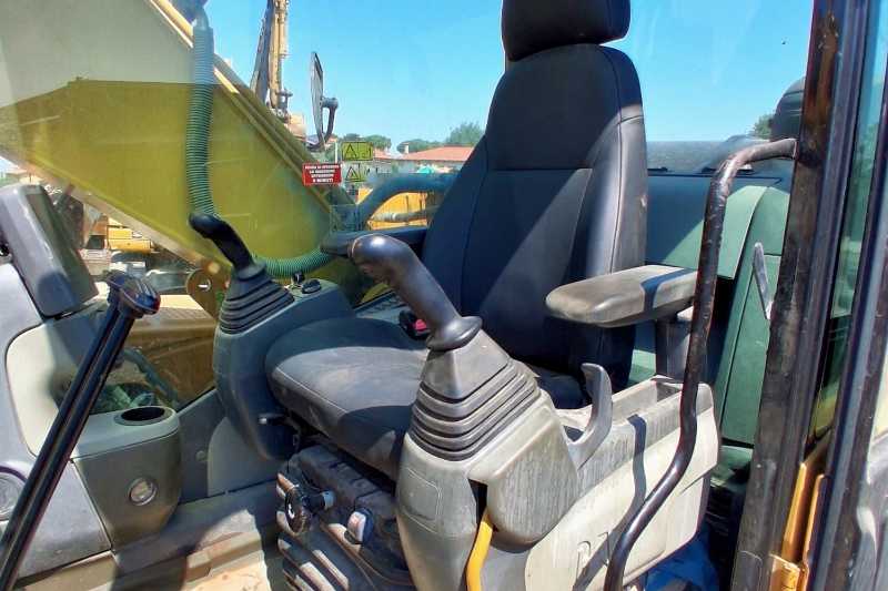 OmecoHub - Immagine CATERPILLAR 323D